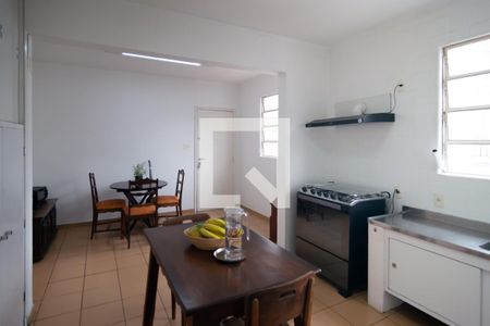 Apartamento à venda com 186m², 3 quartos e 2 vagasCozinha 