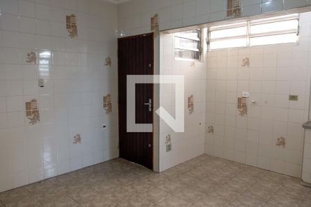 Casa para alugar com 140m², 3 quartos e 2 vagascozinha