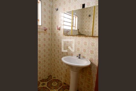 Casa para alugar com 140m², 3 quartos e 2 vagasBanheiro
