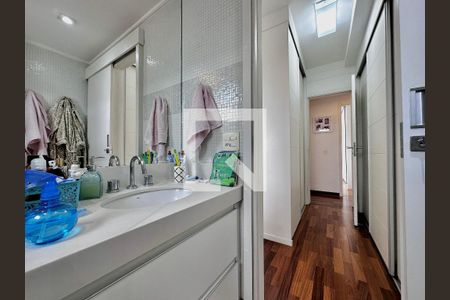 Apartamento à venda com 134m², 3 quartos e 2 vagasBanheiro Suíte 3