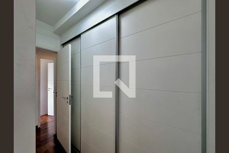 Apartamento à venda com 134m², 3 quartos e 2 vagasCloset Suíte 3