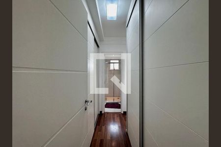 Apartamento à venda com 134m², 3 quartos e 2 vagasCloset Suíte 3