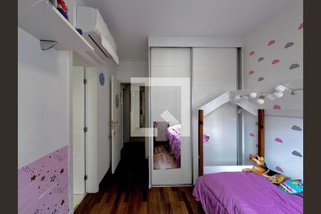 Apartamento à venda com 134m², 3 quartos e 2 vagasSuíte 1