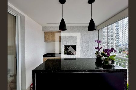 Apartamento à venda com 134m², 3 quartos e 2 vagasVaranda Sala