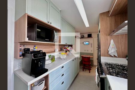 Apartamento à venda com 134m², 3 quartos e 2 vagasCozinha