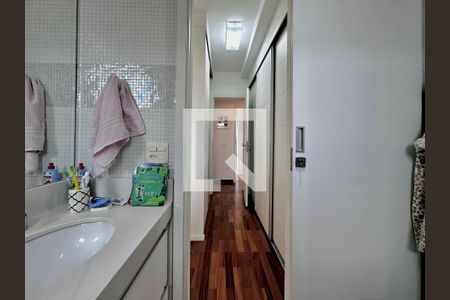 Apartamento à venda com 134m², 3 quartos e 2 vagasBanheiro Suíte 3