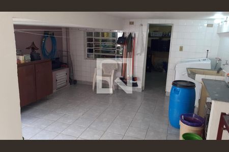 Casa à venda com 150m², 3 quartos e 1 vagaSala