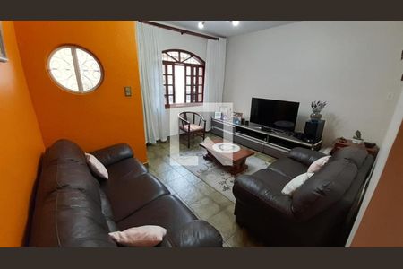 Casa à venda com 150m², 3 quartos e 1 vagaSala