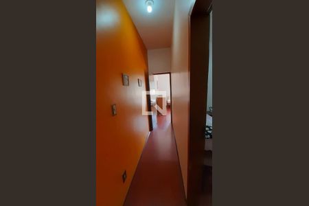 Casa à venda com 150m², 3 quartos e 1 vagaCorredor