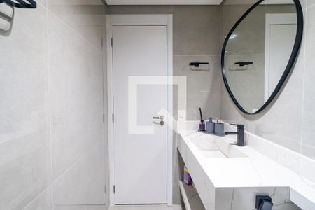 Apartamento à venda com 64m², 2 quartos e 1 vagaBanheiro Social