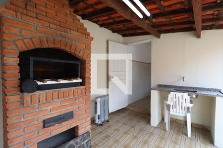 Casa à venda com 240m², 5 quartos e 2 vagasSolário