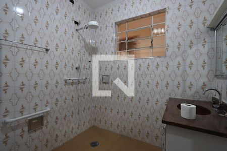 Casa à venda com 240m², 5 quartos e 2 vagasBanheiro de baixo