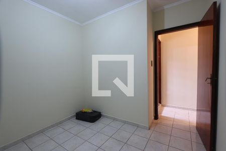 Casa à venda com 240m², 5 quartos e 2 vagasQuarto 2