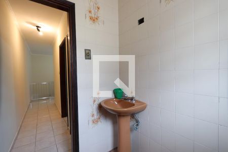 Casa à venda com 240m², 5 quartos e 2 vagasBanheiro de cima