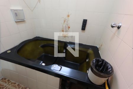 Casa à venda com 240m², 5 quartos e 2 vagasBanheiro da Suíte