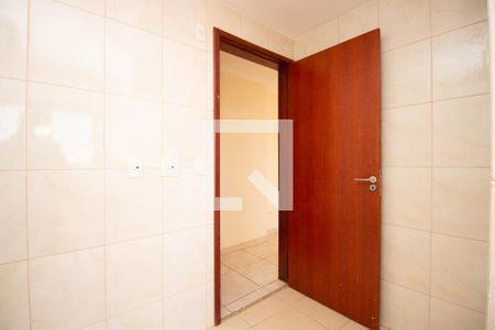Apartamento para alugar com 60m², 3 quartos e 1 vaga Apartamento para alugar com 60m², 3 quartos e 1 vagaCozinha e Área de Serviço