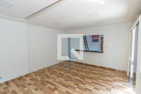 Sala de casa à venda com 2 quartos, 199m² em Irajá, Rio de Janeiro