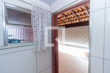 Casa à venda com 199m², 2 quartos e 2 vagasBanheiro 2