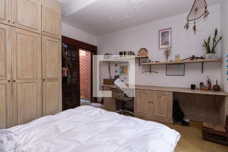Suíte de casa para alugar com 3 quartos, 220m² em Cambuci, São Paulo