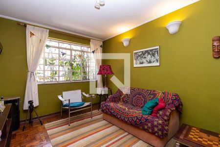 Sala de TV de casa para alugar com 3 quartos, 220m² em Cambuci, São Paulo