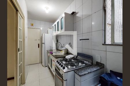 Apartamento à venda com 60m², 1 quarto e 1 vaga Apartamento à venda com 60m², 1 quarto e 1 vagaCozinha e Área de Serviço