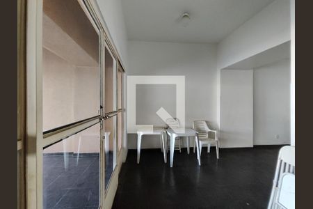 Apartamento à venda com 60m², 1 quarto e 1 vaga Apartamento à venda com 60m², 1 quarto e 1 vagaÁrea comum - Salão de festas