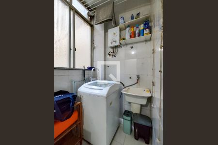 Apartamento à venda com 60m², 1 quarto e 1 vaga Apartamento à venda com 60m², 1 quarto e 1 vagaCozinha e Área de Serviço