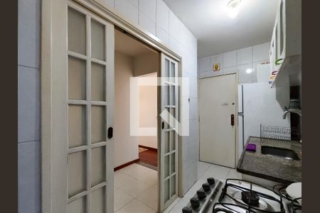 Apartamento à venda com 60m², 1 quarto e 1 vaga Apartamento à venda com 60m², 1 quarto e 1 vagaCozinha e Área de Serviço
