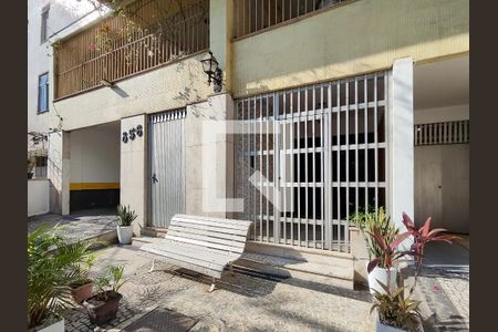 Apartamento à venda com 60m², 1 quarto e 1 vaga Apartamento à venda com 60m², 1 quarto e 1 vagaFachada e portaria