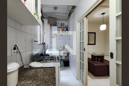 Apartamento à venda com 60m², 1 quarto e 1 vaga Apartamento à venda com 60m², 1 quarto e 1 vagaCozinha e Área de Serviço