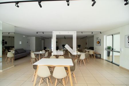 Apartamento para alugar com 41m², 2 quartos e 1 vagaÁrea comum - Salão de festas