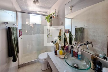 Casa de condomínio para alugar com 150m², 4 quartos e 2 vagas Casa de condomínio para alugar com 150m², 4 quartos e 2 vagasBanheiro 1