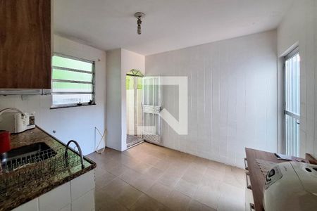 Casa de condomínio para alugar com 150m², 4 quartos e 2 vagas Casa de condomínio para alugar com 150m², 4 quartos e 2 vagasCozinha 1