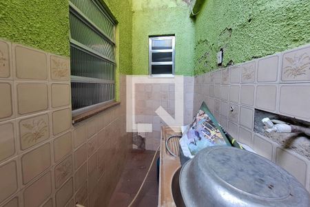 Casa de condomínio para alugar com 150m², 4 quartos e 2 vagas Casa de condomínio para alugar com 150m², 4 quartos e 2 vagasÁrea de Serviço