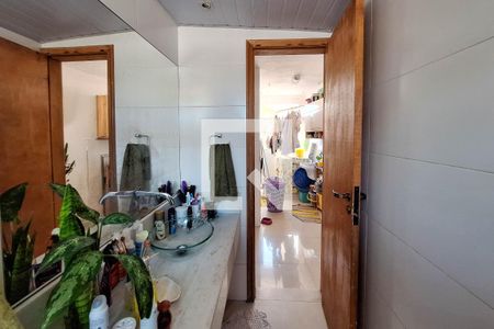 Casa de condomínio para alugar com 150m², 4 quartos e 2 vagas Casa de condomínio para alugar com 150m², 4 quartos e 2 vagasBanheiro 1