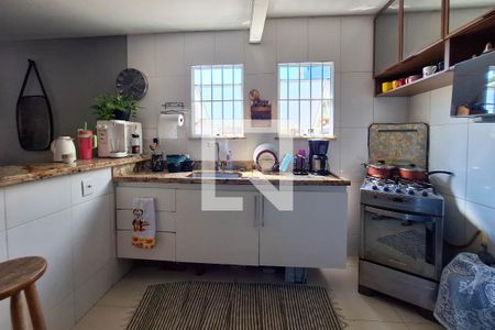 Casa de condomínio para alugar com 150m², 4 quartos e 2 vagas Casa de condomínio para alugar com 150m², 4 quartos e 2 vagasCozinha 2