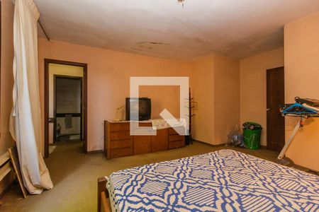 Casa à venda com 480m², 4 quartos e 3 vagas Casa à venda com 480m², 4 quartos e 3 vagasQuarto 1