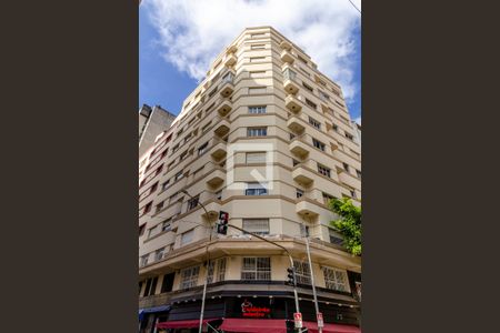 Studio para alugar com 40m², 1 quarto e sem vaga Studio para alugar com 40m², 1 quarto e sem vagaFachada