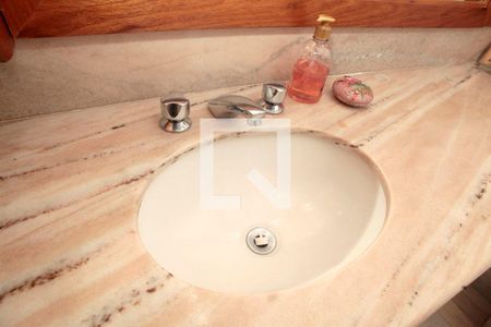 Apartamento à venda com 289m², 3 quartos e 3 vagasBanheiro 2