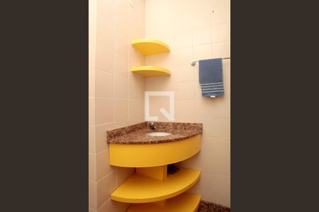 Apartamento à venda com 289m², 3 quartos e 3 vagasBanheiro 3 Lavabo