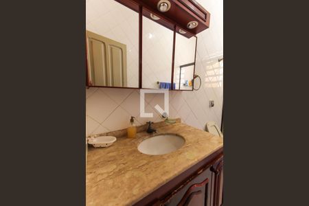 Casa à venda com 86m², 2 quartos e 1 vaga Casa à venda com 86m², 2 quartos e 1 vagaBanheiro