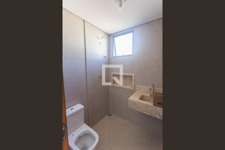 Apartamento à venda com 69m², 3 quartos e 2 vagasBanheiro da Suíte