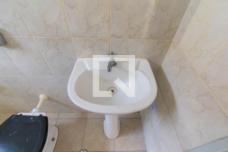 Casa para alugar com 200m², 5 quartos e 5 vagasBanheiro 1