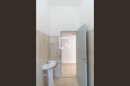 Casa para alugar com 200m², 5 quartos e 5 vagasBanheiro 1