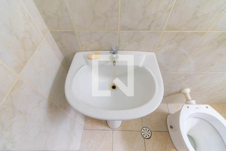 Casa para alugar com 200m², 5 quartos e 5 vagasBanheiro 2