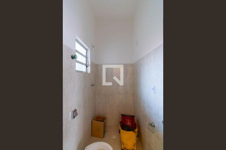 Casa para alugar com 200m², 5 quartos e 5 vagasBanheiro 3