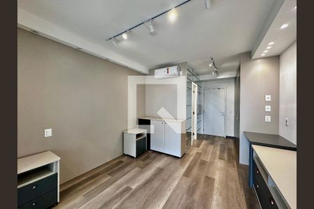Sala de kitnet/studio para alugar com 1 quarto, 36m² em Brooklin, São Paulo