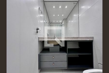 Studio para alugar com 36m², 1 quarto e sem vaga Studio para alugar com 36m², 1 quarto e sem vagaBanheiro
