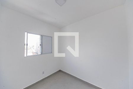 Quarto 1 de apartamento para alugar com 2 quartos, 40m² em Vila Ivg, São Paulo