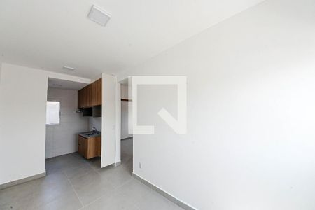 Sala de apartamento para alugar com 2 quartos, 40m² em Vila Ivg, São Paulo